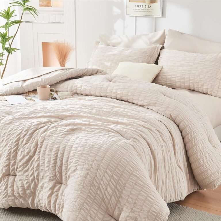 Seersucker 7 Piece Queen Comforter Set